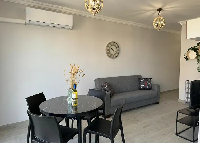 Luxury & Modern Two Bedroom Marsaskala Apartment