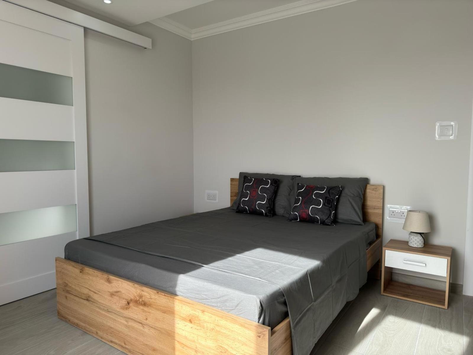 Luxury & Modern Two Bedroom * Marsaskala